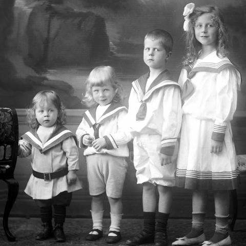 Costume marin Fratrie 1908 Histoire mode enfantine